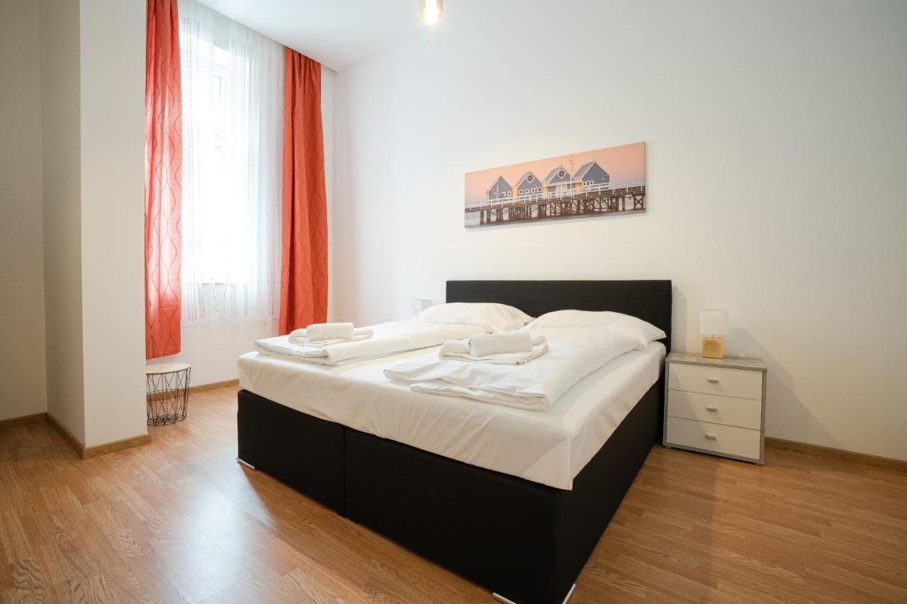 Apartment In The Central Area. 5 Minute'S Walk To The Danube. Виена Екстериор снимка