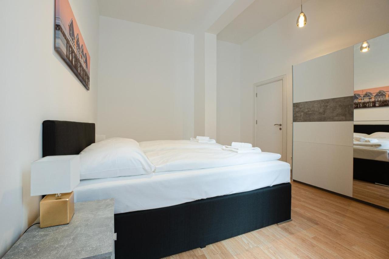 Apartment In The Central Area. 5 Minute'S Walk To The Danube. Виена Екстериор снимка