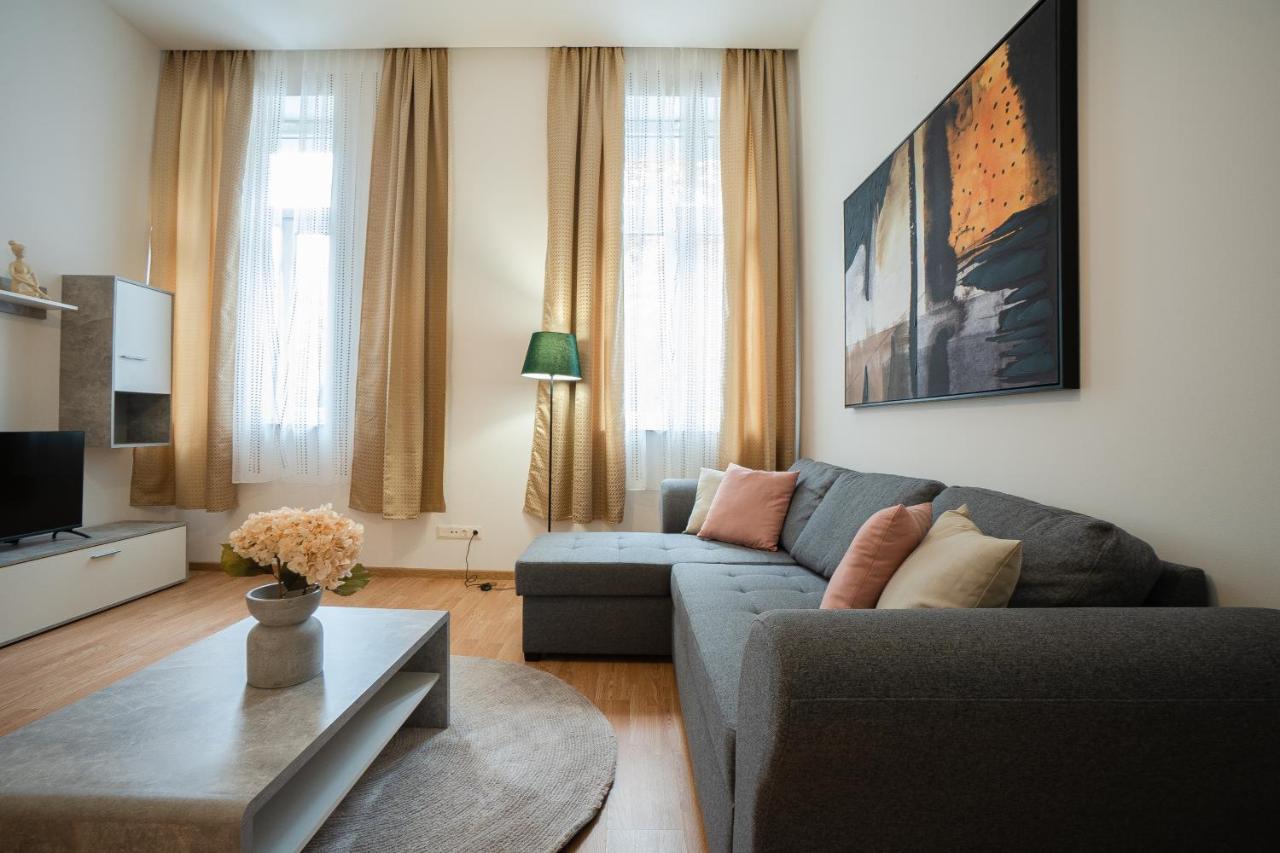 Apartment In The Central Area. 5 Minute'S Walk To The Danube. Виена Екстериор снимка